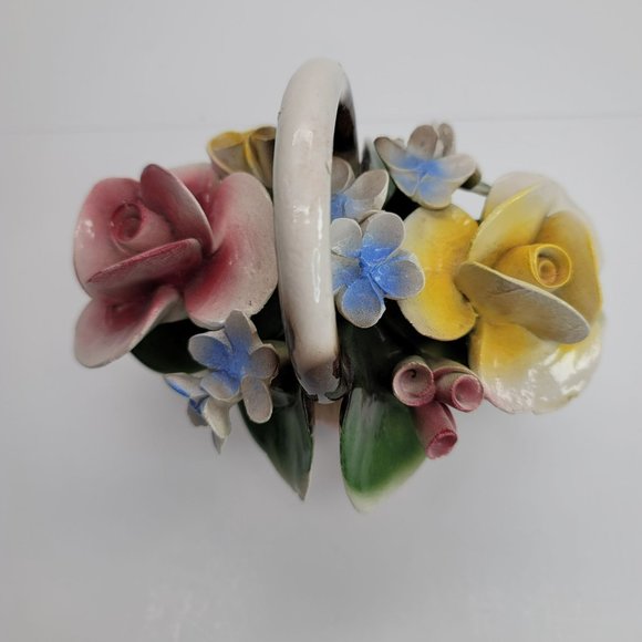 Italian Nuova Capodimonte Porcelain Flower Basket Roses Decor Pd114 - Picture 2 of 11